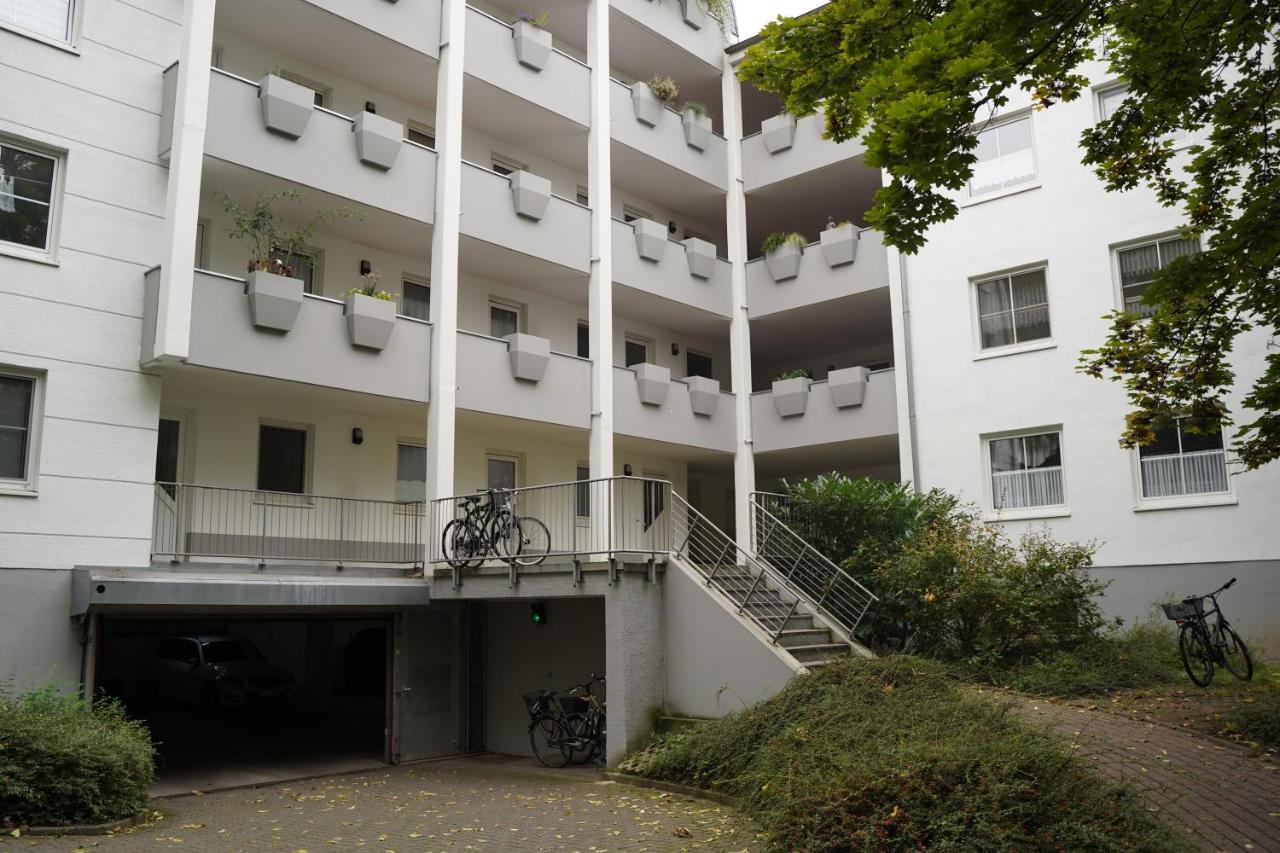 Raum921 - Stilvolles Apartment - Wlan, Tiefgarage, Kueche, Netflix Magdeburg Eksteriør billede